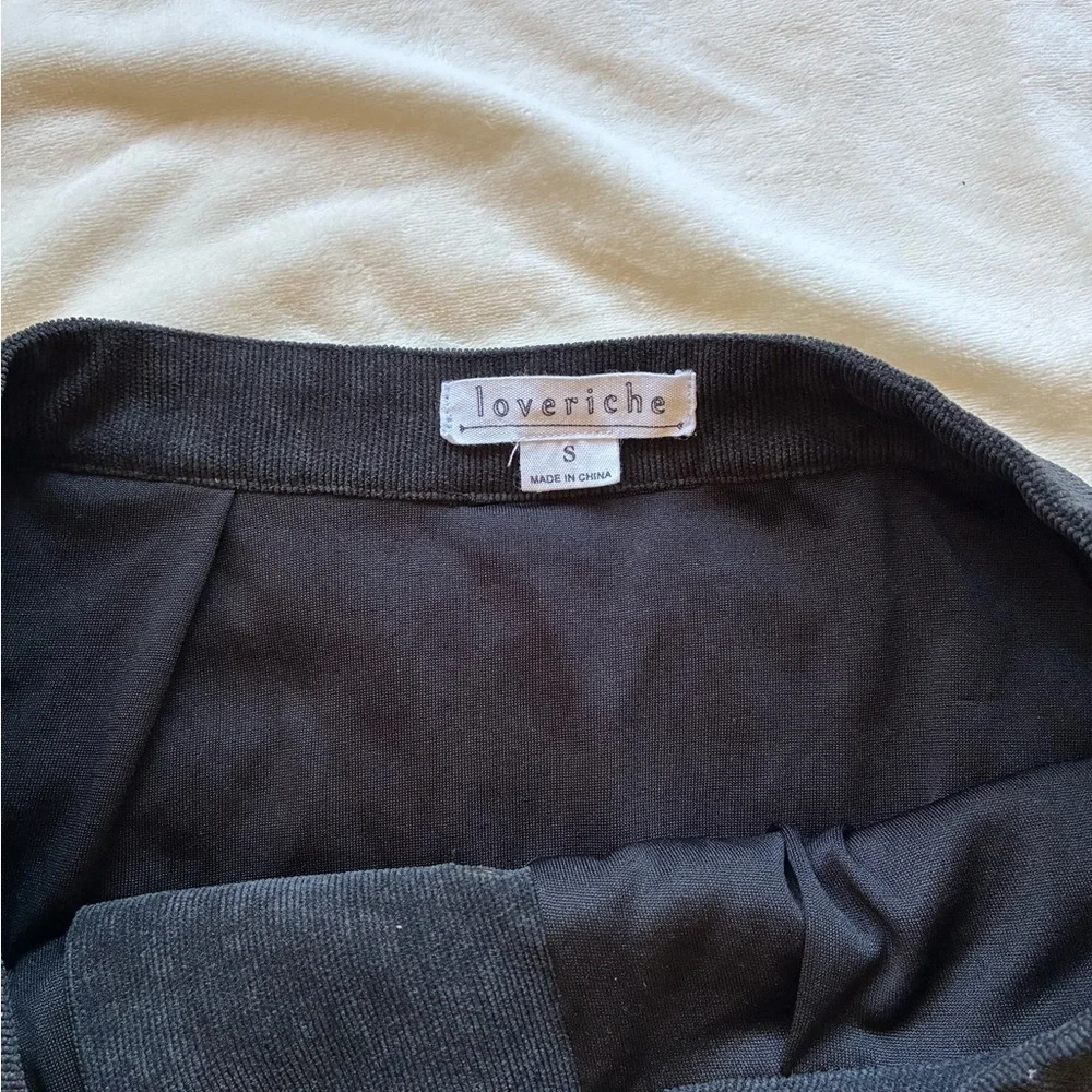 LOVE RICHE Black Corduroy Snap-Front Mini Skirt – Size S - Picture 2 of 5